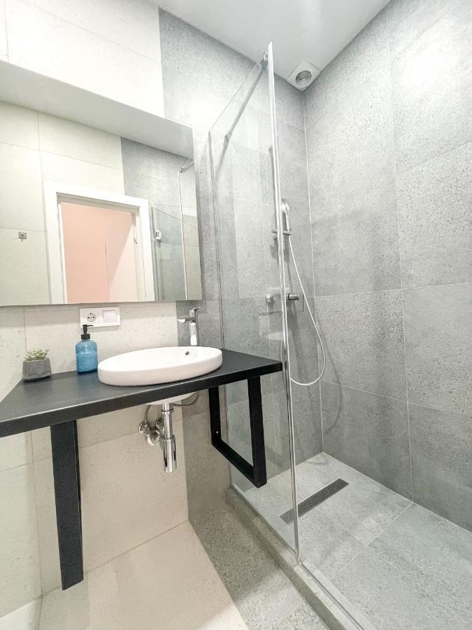 Апартаменти На Менцинського 6 Lviv Bagian luar foto
